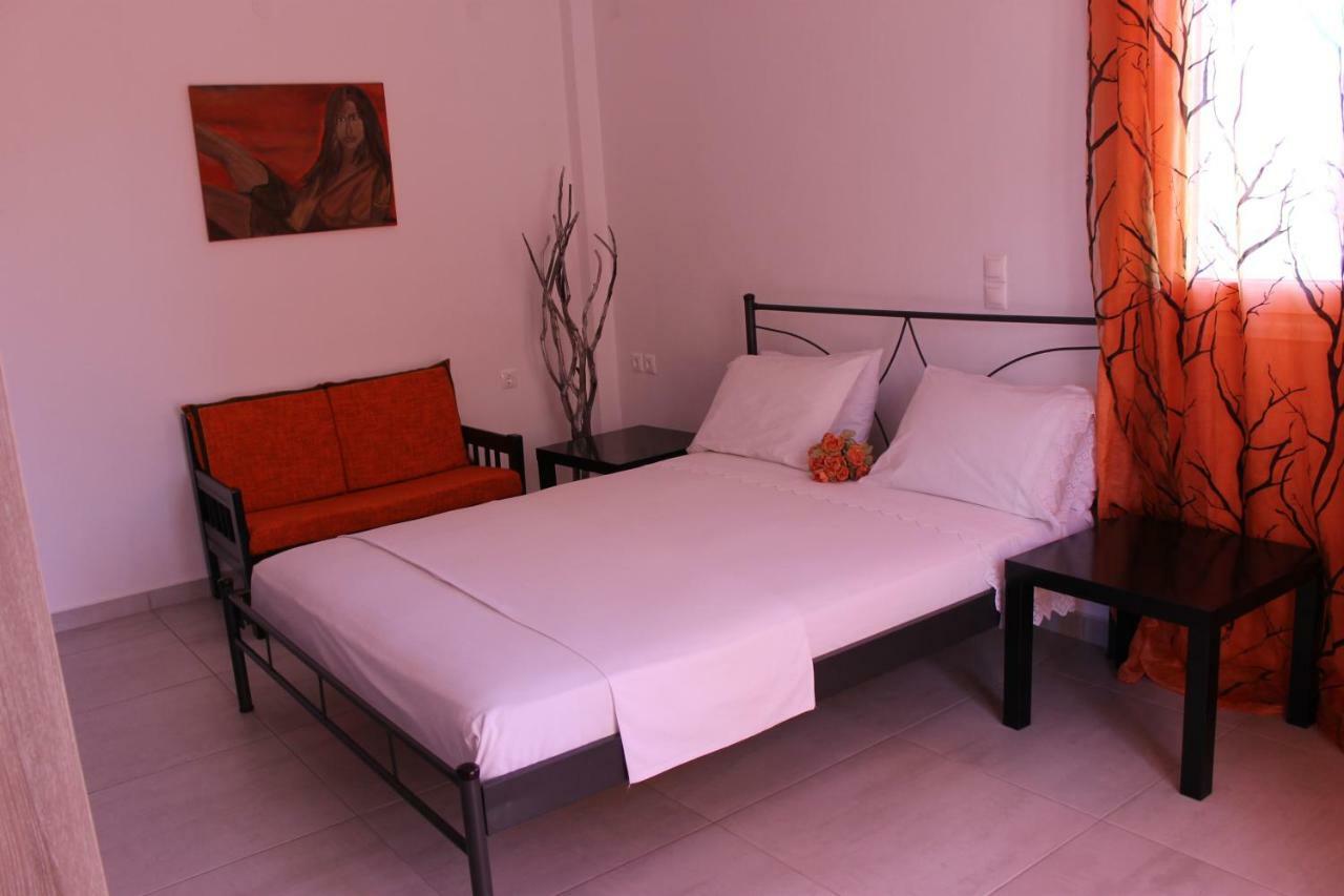 Stelianas Apartment ไซคิย์นธอสทาวน์ ภายนอก รูปภาพ